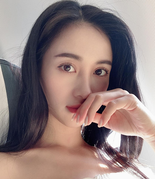 Cách trang điểm đón đầu xu hướng make up của mỹ nhân Việt