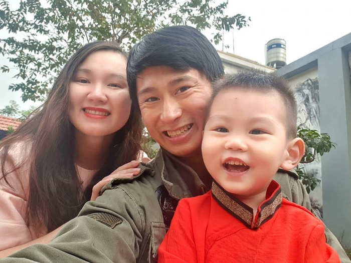 Chồng làm họa sĩ, vợ có ngay tác phẩm bụng bầu đẹp – độc – lạ