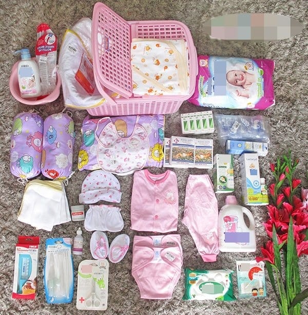 Tất tần tật danh sách đồ sơ sinh cho mẹ bầu chuẩn bị sanh vào mùa