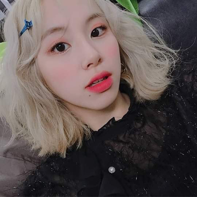 Idol Kpop lột xác mĩ mãn, fan thốt lên: Sao không làm vậy sớm hơn?