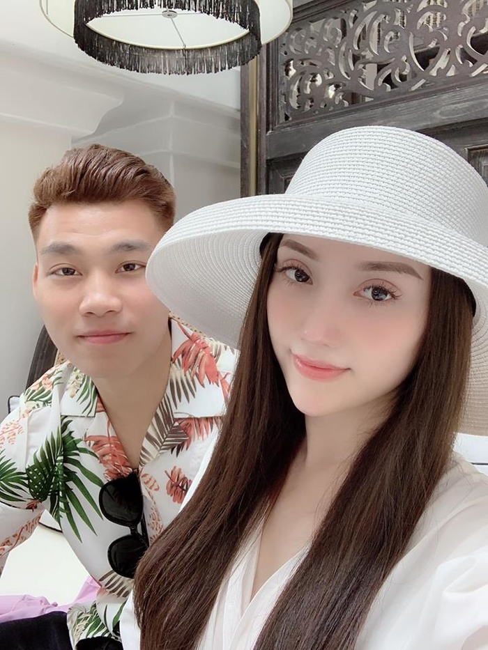 Điều trị chấn thương ở Hàn Quốc vài tháng, Văn Thanh đã ra dáng Oppa