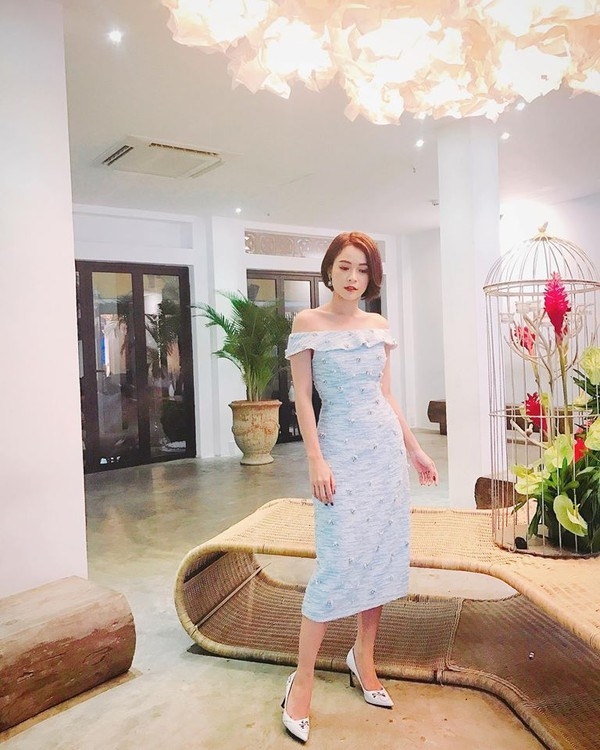 Đọ tài sản của dàn hot girl Việt: Toàn xế hộp hạng sang và nhà tiền tỉ