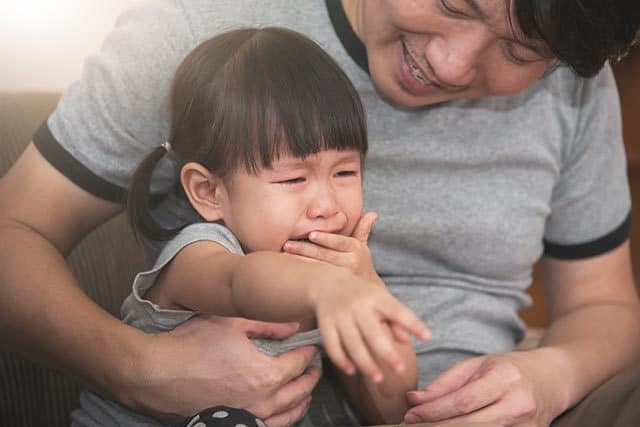Dùng nghèo để nuôi con trai, dùng giàu để nuôi con gái
