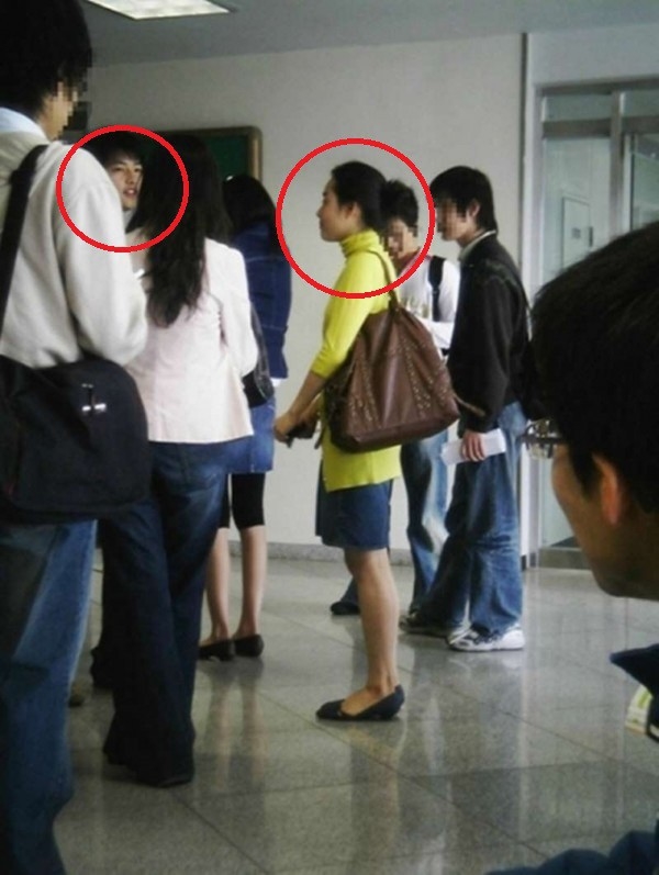 Giua scandal, song joong ki bi khui nhung moi quan he bi an voi ban khac gioi?