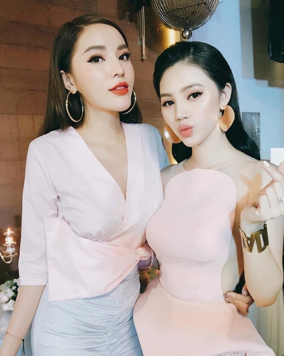 Hau mau thuan lien quan toi cong viec: Sao Viet con nhin mat nhau?