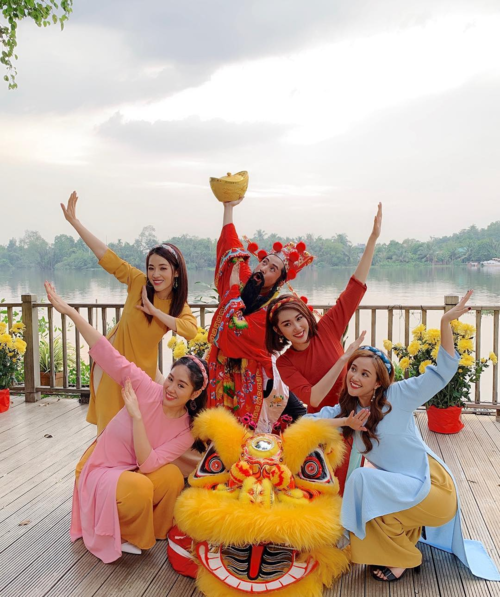 Jolie Nguyễn hiếm hoi khoe người thân, Cường - Đàm vi vu Đà Lạt