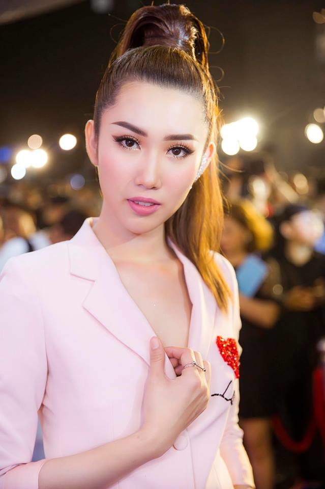Không hổ danh Hân Hoa hậu, bất chấp để kiểu tóc nào vẫn đẹp