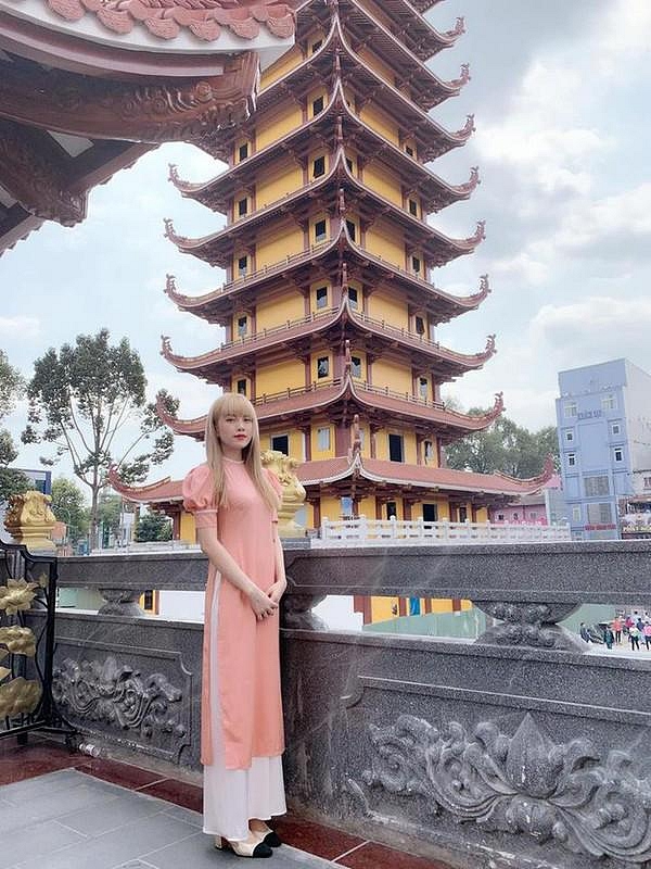 Le chua dau nam: Nguoi kinh nhu bung, nguoi chang khac gi di vu truong?