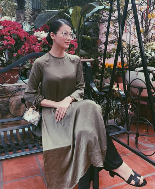Top sao mặc đẹp - xấu tuần qua: Street style lên ngôi