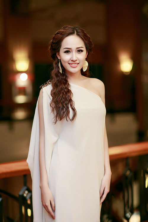 Mai Phương Thúy bất ngờ tiết lộ mẫu váy “gây sát thương đàn ông”