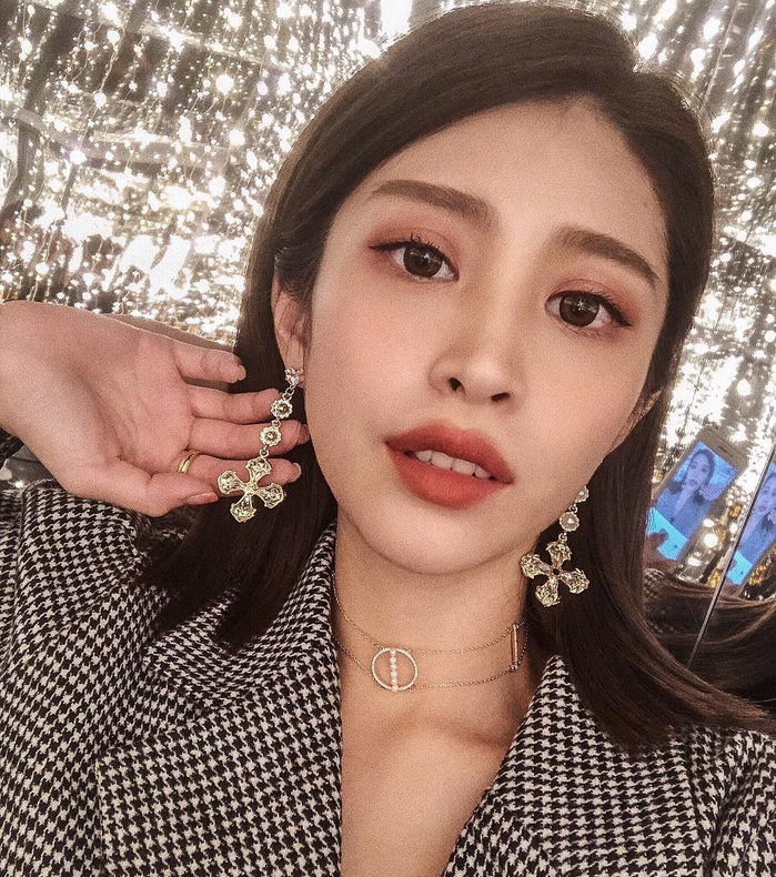 Muốn diện đồ Tết không những đẹp mà còn sang chảnh, đừng bỏ