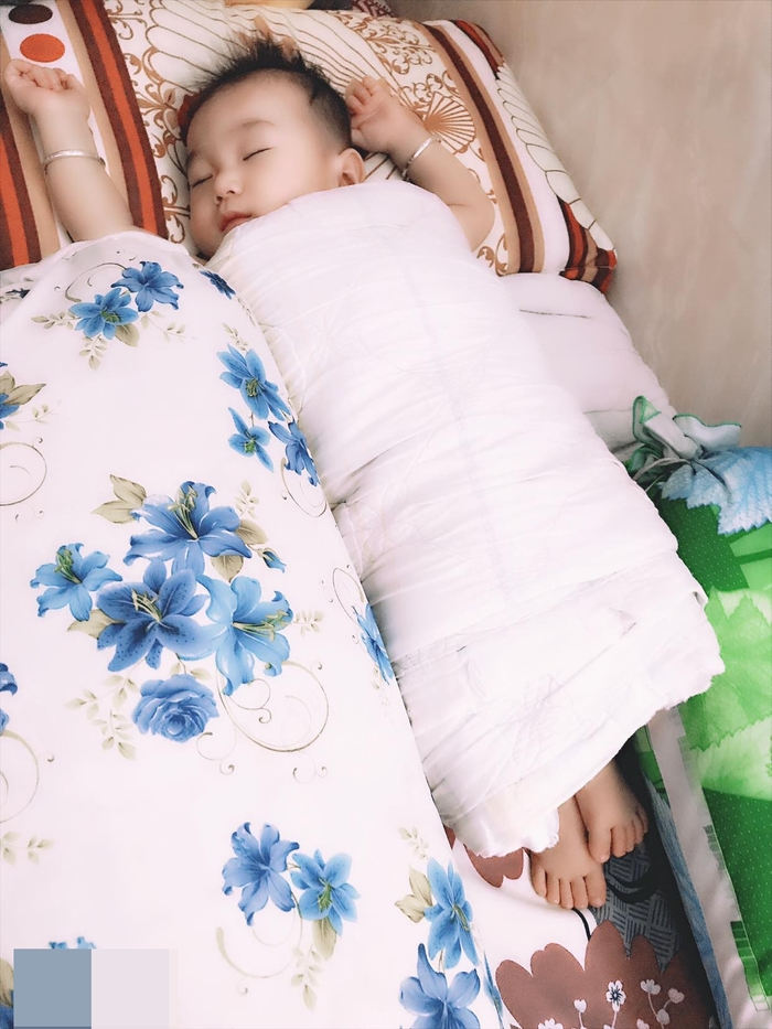 Nhã Phương lần đầu lộ diện sau nghi vấn sinh con, Tiên Tiên cạo trọc