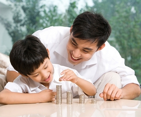 Nhiều tiền để làm gì và cách các bậc phụ huynh dạy trẻ dùng tiền