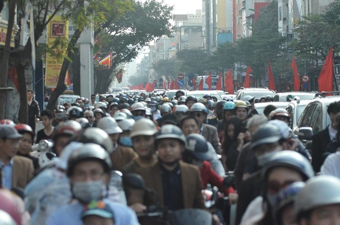 Nhin nhung hinh anh nay, cu dan mang tu nghi: “Tet o nha van la nhat”