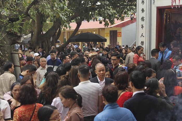 Nhin nhung hinh anh nay, cu dan mang tu nghi: “Tet o nha van la nhat”