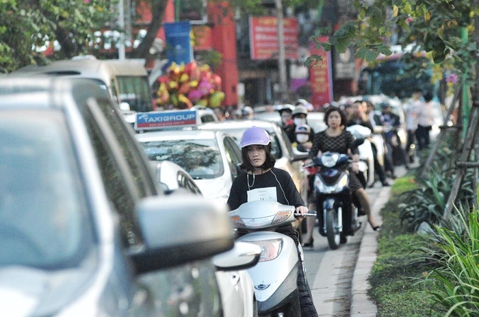 Nhin nhung hinh anh nay, cu dan mang tu nghi: “Tet o nha van la nhat”