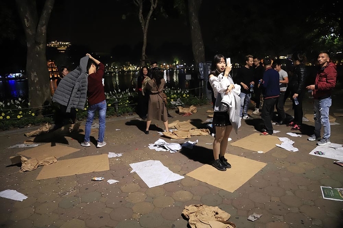 Nhin nhung hinh anh nay, cu dan mang tu nghi: “Tet o nha van la nhat”