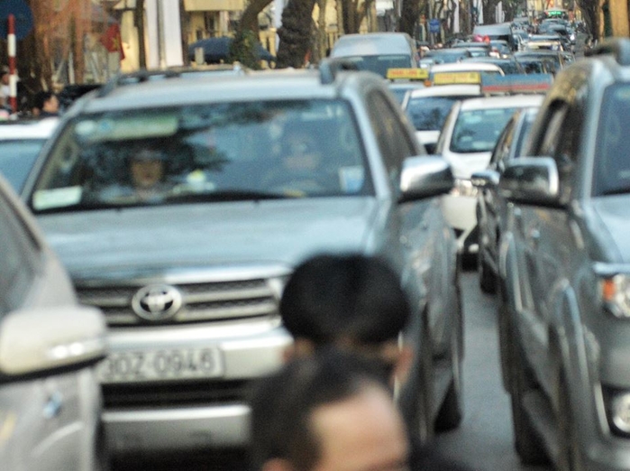 Nhin nhung hinh anh nay, cu dan mang tu nghi: “Tet o nha van la nhat”