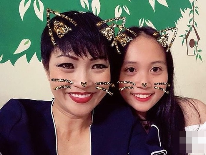 Những bà mẹ giấu con giỏi nhất showbiz Việt