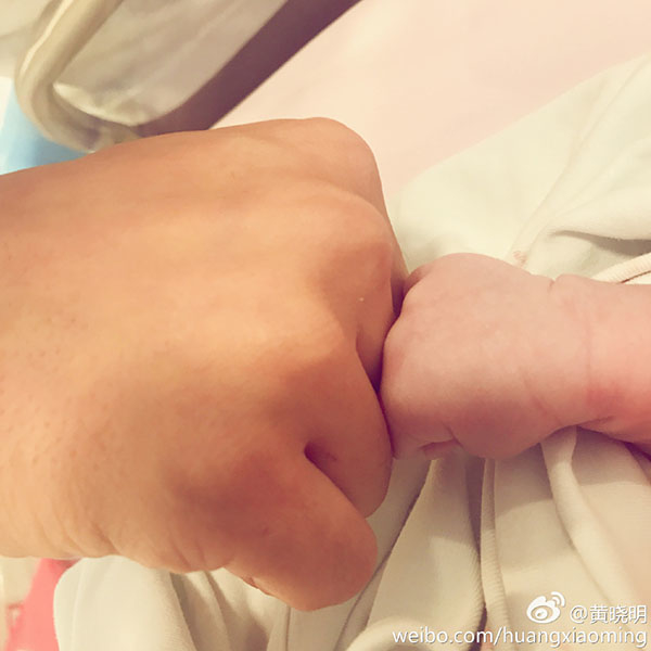 Những nhóc tỳ sao Hoa Ngữ nổi tiếng vẫn là bí ẩn lớn với giới truyền