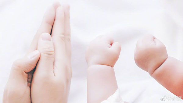 Những nhóc tỳ sao Hoa Ngữ nổi tiếng vẫn là bí ẩn lớn với giới truyền