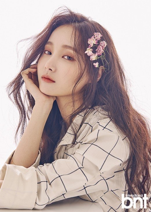 Những nữ thần tượng Kpop xinh đẹp được báo chí xứ Hàn bình chọn