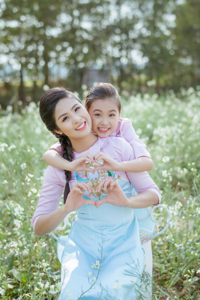 Những “tiểu mỹ nhân” được khuyên thi Hoa hậu khi đủ tuổi