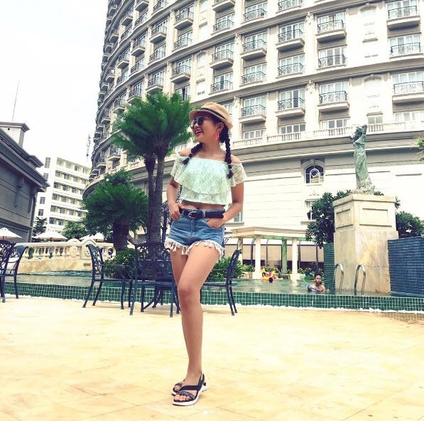 Phương Mỹ Chi “lột xác: cô bé nghèo khó thành ca sĩ nhí sành điệu