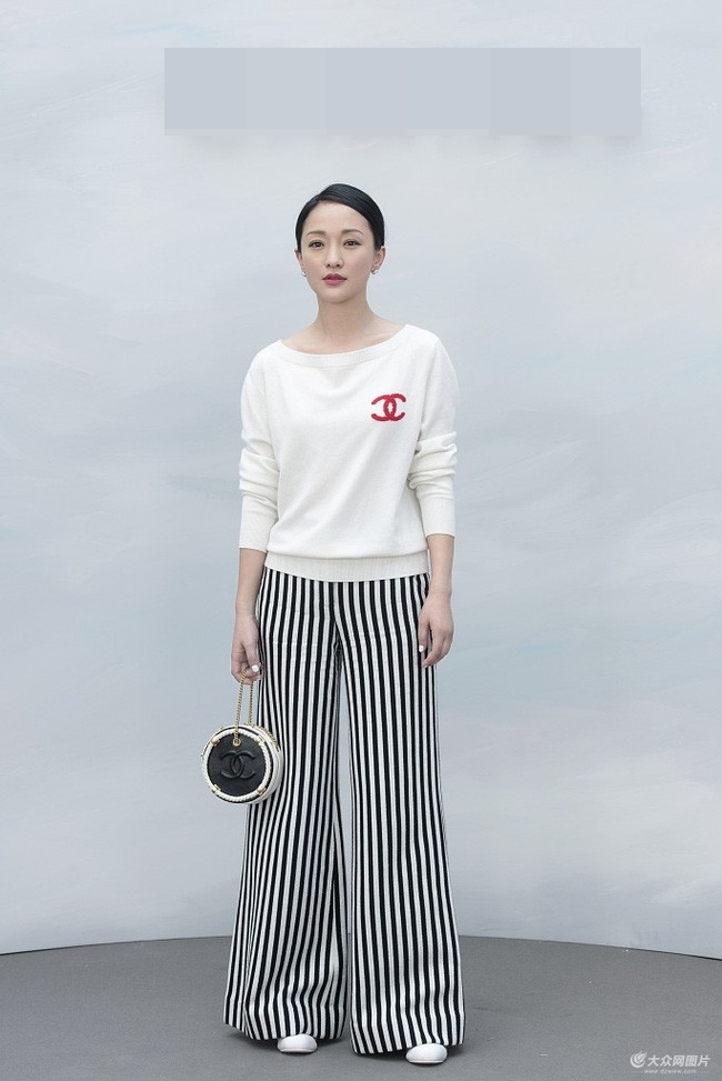 Sao nữ Hoa ngữ diện đồ hiệu đẹp hơn cả mẫu gốc