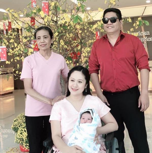 Sao nữ Vbiz vẫn xinh đẹp đến khó tin dù vừa vượt cạn