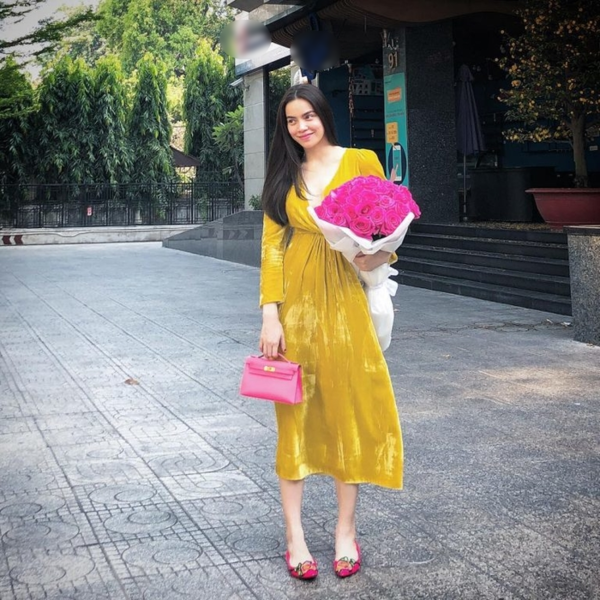 Sao Việt qua 1 mùa Valentine: Người hạnh phúc, người đường ai nấy đi