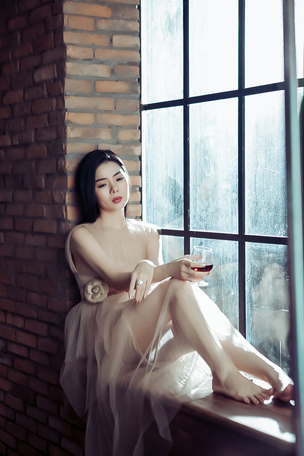 “Thanh xuân phụ nữ quá ngắn, đừng lãng phí cho kẻ vô tâm”