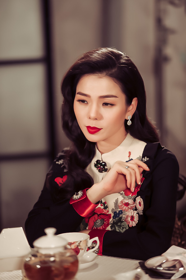 “Thanh xuân phụ nữ quá ngắn, đừng lãng phí cho kẻ vô tâm”