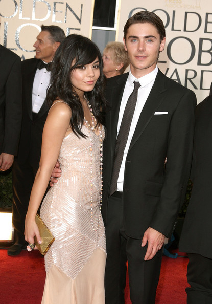 Tình trường dài dằng dặc của Selena Gomez và Zac Efron