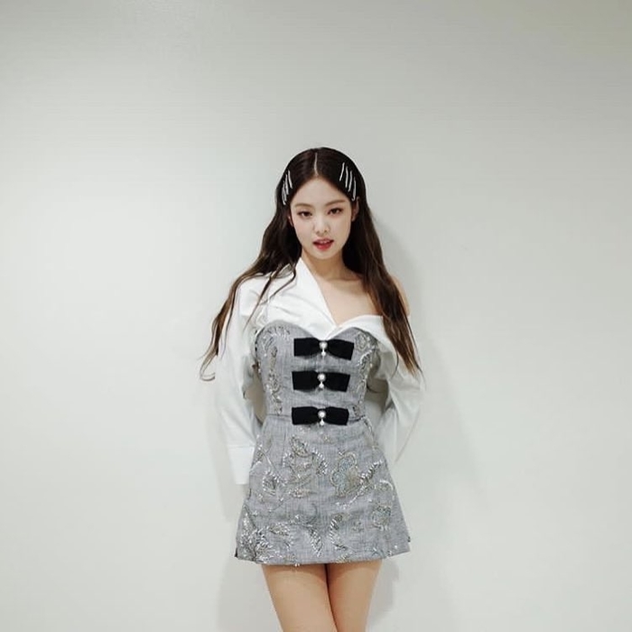 Top 20 idol Kpop nổi tiếng nhất tháng 2