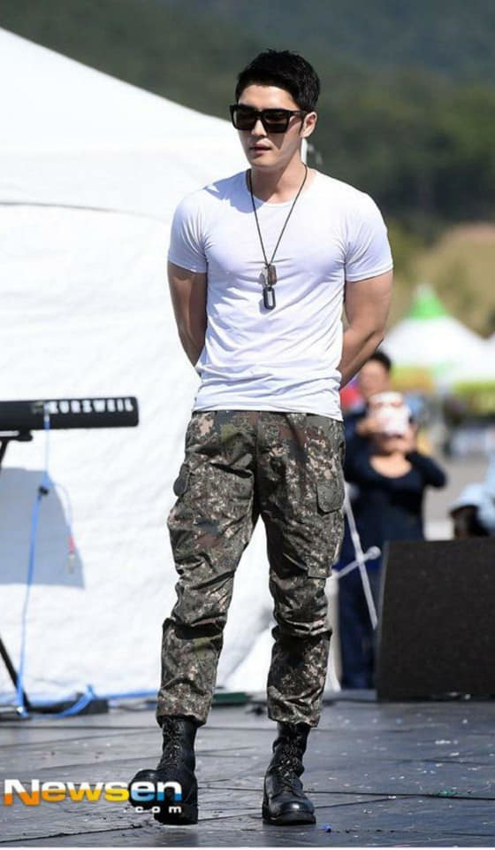 Triệu nam thần Kpop đời đầu đua nhau xuống sắc trừ Kim Jaejoong