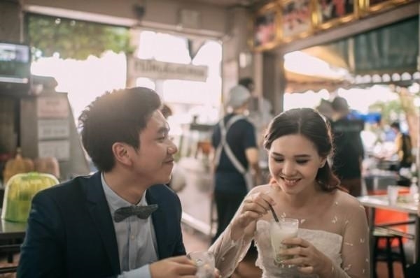 Cô gái bức xúc với người yêu Hôn được nhưng không được ăn chung