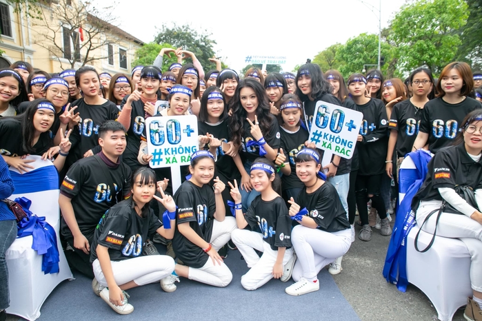 Ngoài Angela Phương Trinh các sao Việt này đều chọn cách ăn chay trườn