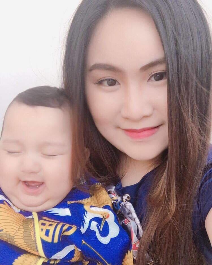 Bản sao nhí của thủ môn Đặng Văn Lâm khiến CĐM thích thú