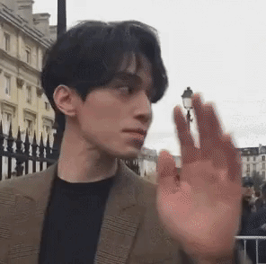 Loạt ảnh gif của sao Hàn chứng minh thần thái là điều quan trọng