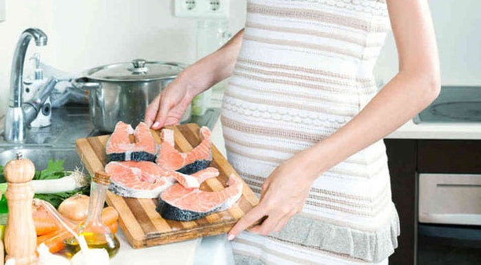 8 thói quen mẹ bầu nghĩ là tốt nhưng lại ảnh hưởng cực xấu đến thai nh