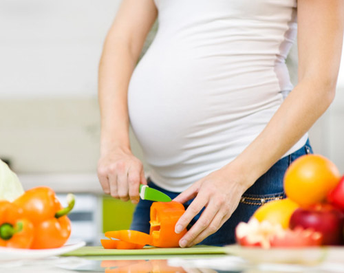 8 thói quen mẹ bầu nghĩ là tốt nhưng lại ảnh hưởng cực xấu đến thai nh