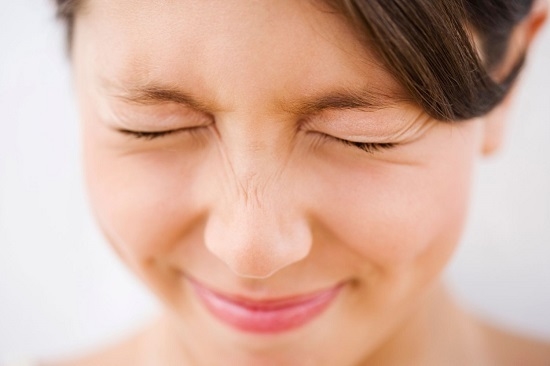 9 dấu hiệu ngoài da cho thấy cơ thể đang quá stress