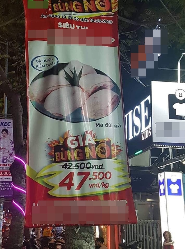 Ảnh vui tuần qua: Khuyến mại bùng nổ, đồ chó giả nai