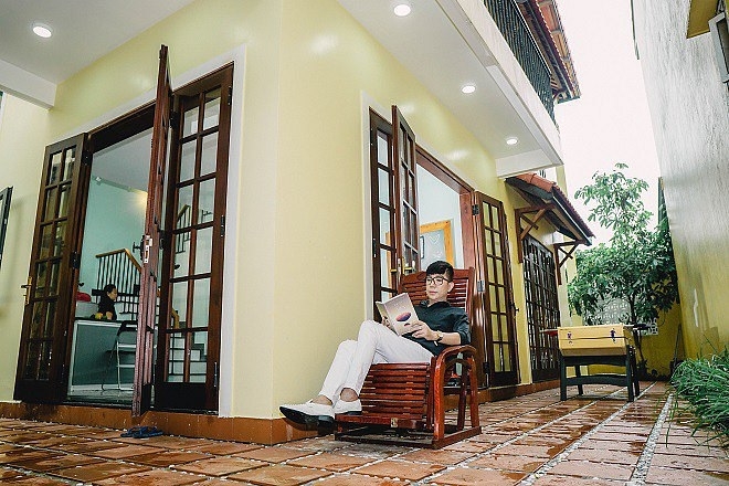 Bất ngờ với quá khứ cơ cực của Long Nhật: Sáng bán bún bò Huế, đêm đi