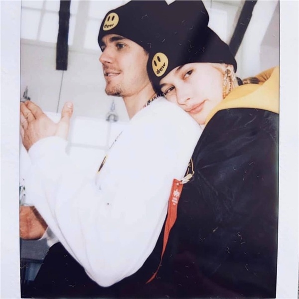 Bị fan đòi album mới, Justin Bieber viết tâm thư giải bày