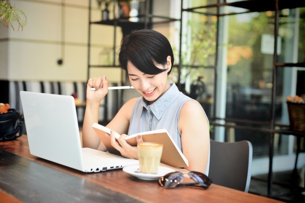 Bi kịch công sở: Lắm gái nhiều trai, nhưng chẳng yêu được ai!