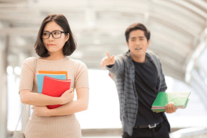 Bi kịch công sở: Lắm gái nhiều trai, nhưng chẳng yêu được ai!