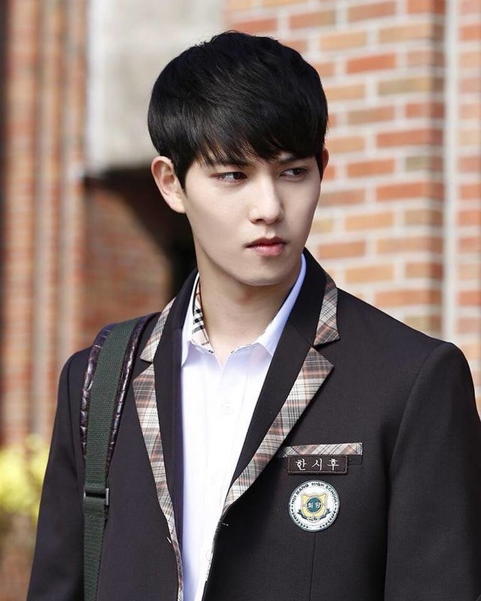 Ca sĩ “Lee” trong groupchat đen tối của Seungri là Lee Jonghyun