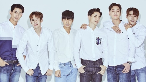 Cách JYP dạy học trò khiến ai nấy đều khâm phục